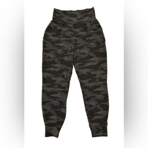 Athleta Salutation gray camo baggy joggers w pckts SZ S